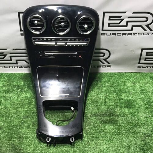 Консоль салона Mercedes Benz C W205 (2014 2018)