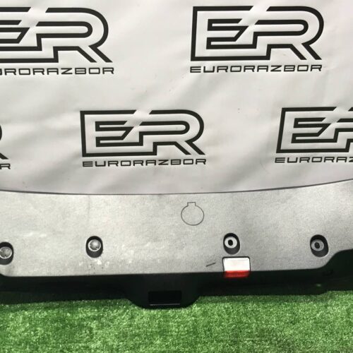 Обшивка крышки багажника Mercedes Benz C C205