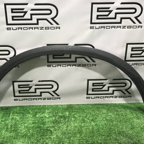 Накладка колесной арки задний левый Mercedes Benz