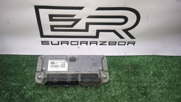 Блок управления двигателем Volkswagen Polo