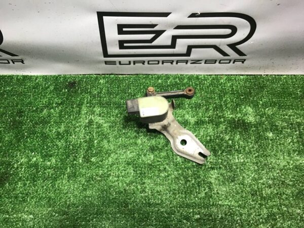 Датчик дорожного просвета Volkswagen Touareg