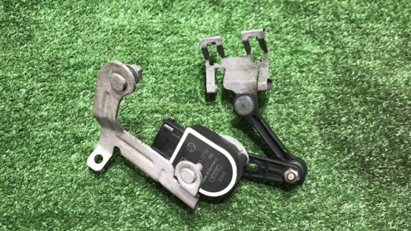 Датчик дорожного просвета Mercedes Benz GLC X253