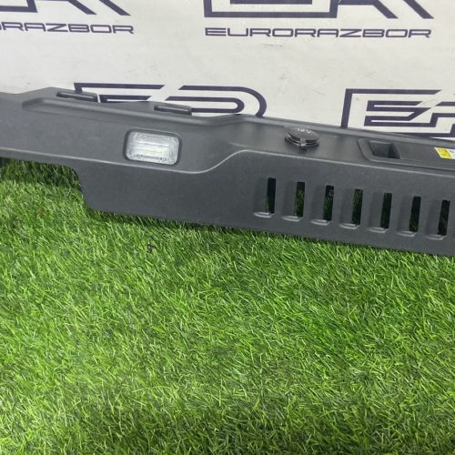 Обшивка отсека багажника Jaguar F Pace Velar