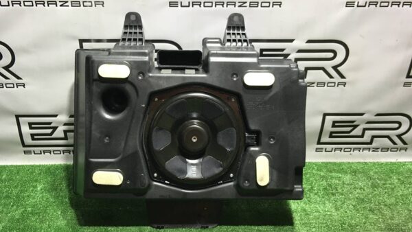 Сабвуфер Land Rover Range Rover Evoque рест.