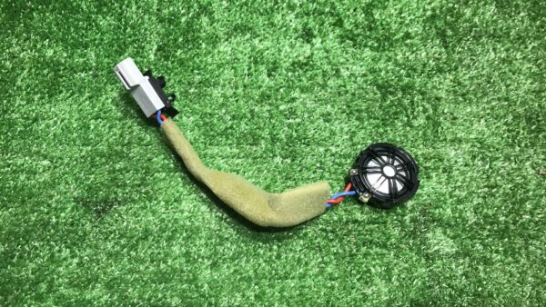 Динамик высокочастотный (пищалка) двери Land Rover