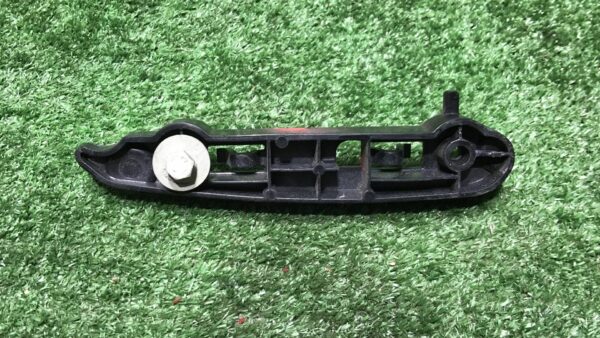 Крепление переднего бампера Land Rover рест.