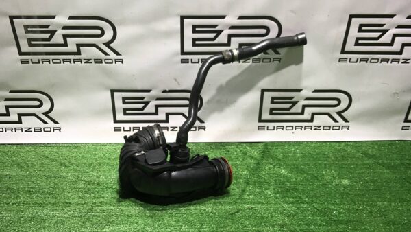 Патрубок воздушного фильтра Mercedes Benz C W205