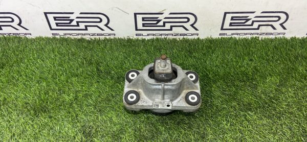 Подушка двигателя Range Rover L405