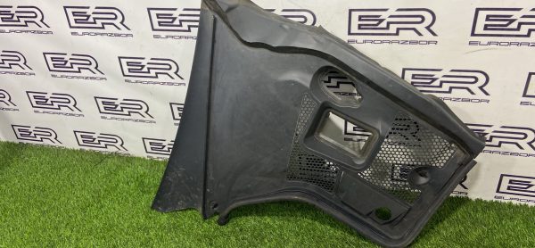 Жабо переднее левое Mercedes W205