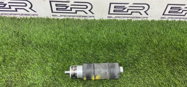 Топливный насос Lande Rover L405