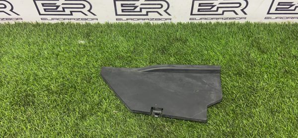 Дождевик Range Rover Velar L560