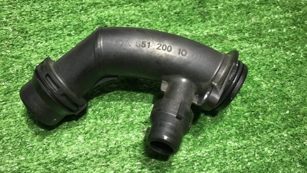 Патрубок охлаждения Mercedes Benz GLC X253