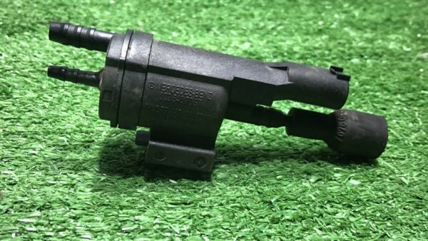 Клапан вакуумный Mercedes Benz GLE W166