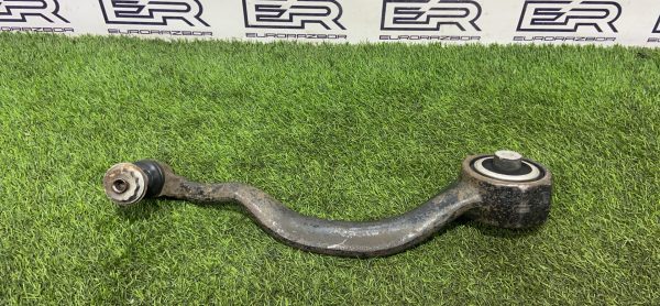 Передний правый рычаг Range Rover L405 L494