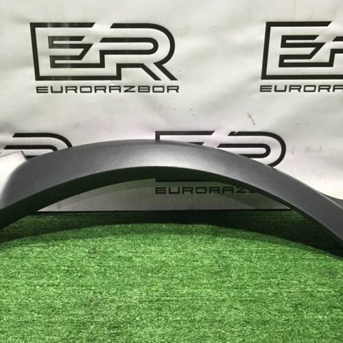 Накладка колесной арки задний левый Land Rover