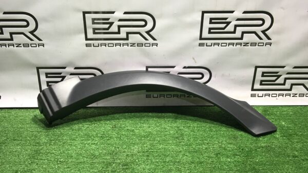 Накладка колесной арки задний левый Land Rover