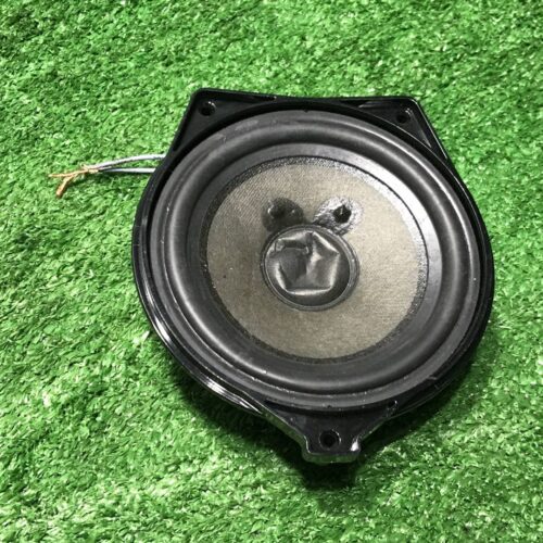 Динамик торпедо Mercedes Benz E W213 (2016 2021)