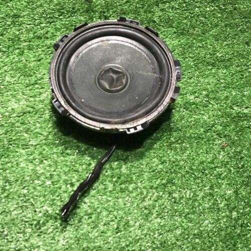 Динамик торпедо Mercedes Benz E W213 (2016 2021)