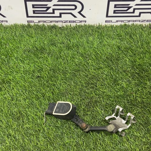 Датчик дородного просвета Mercedes W205