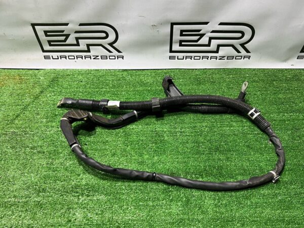 Провод с генератора на стартер Mercedes Benz GLC