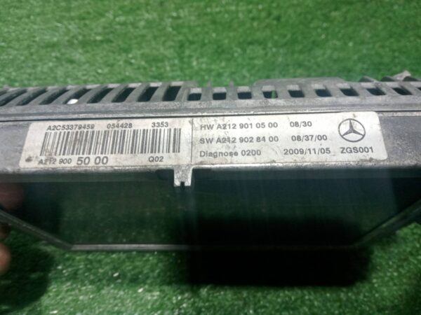 Монитор мультимедиа Mercedes Benz E W212