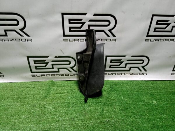 Брызговик задний правый Land Rover Range Rover