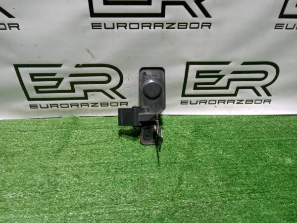 Крюк капота Land Rover Range Rover Evoque рест.