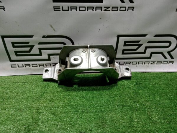 Кронштейн (крепление) Land Rover Range Rover