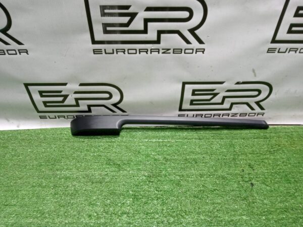 Накладка двери внутренняя левая Land Rover