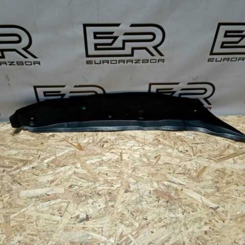 Пыльник крыла правого Mercedes Benz C W205