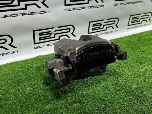Суппорт тормозной передний правый Mercedes Benz