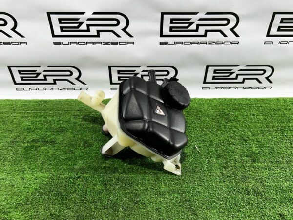 Бачок расширительный Mercedes Benz GLE Coupe C292