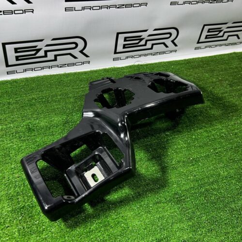 Крепление переднего бампера правое Mercedes Benz