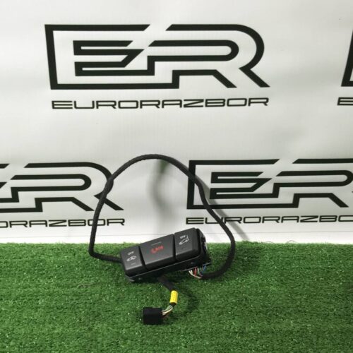 Кнопка аварийной сигнализации Mercedes Benz C292