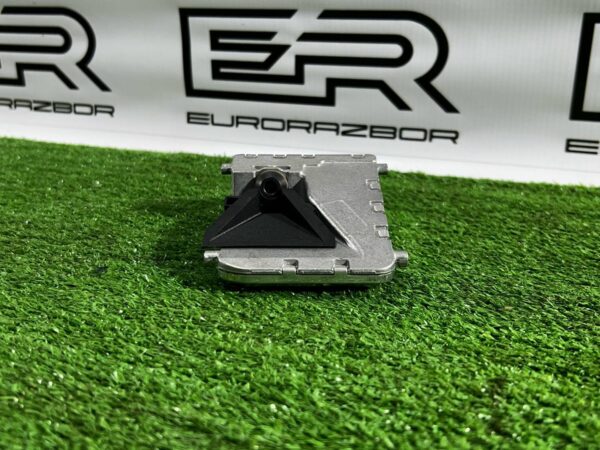 Камера переднего обзора (KaFAS) Mercedes Benz C292