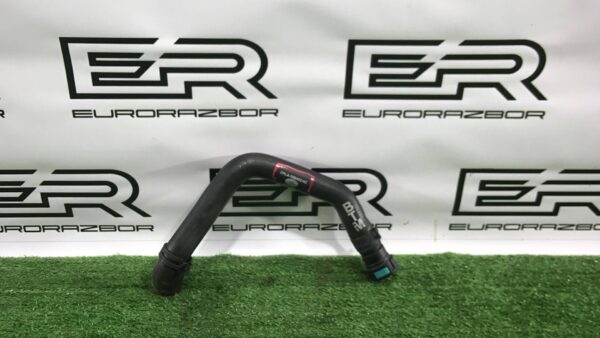 Патрубок охлаждения Land Rover Range Rover 4 L405