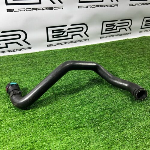 Патрубок охлаждения Land Rover Range Rover