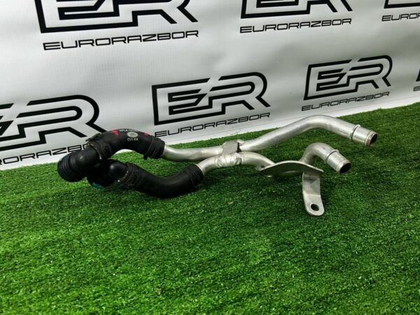 Патрубок охлаждения Land Rover Range Rover 4 L405