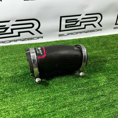 Патрубок воздушного фильтра Land Rover рест.