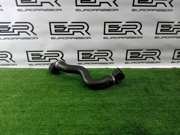 Патрубок охлаждения Mercedes Benz E W212