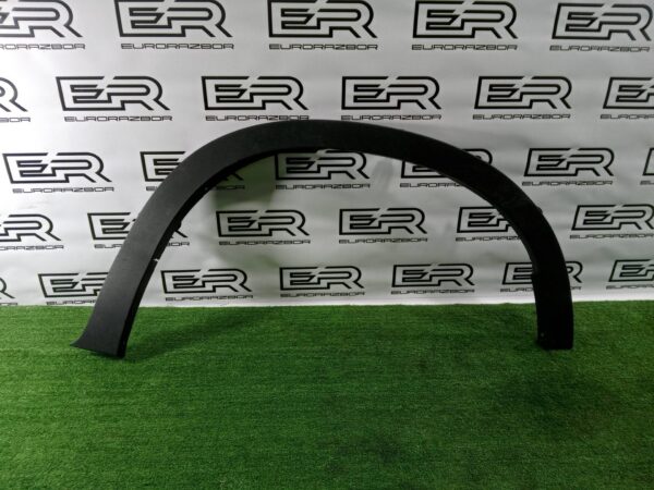 Накладка колесной арки передний правый BMW X5 E70