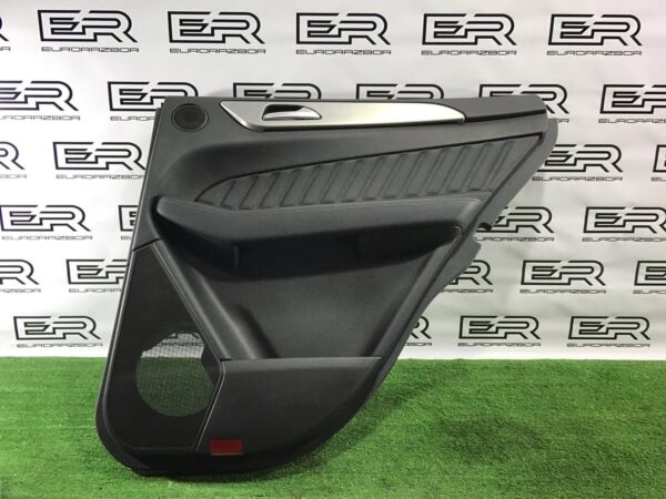 Обшивка салона Mercedes Benz C W205 (2014 2018)