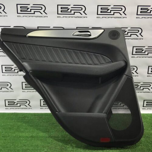 Обшивка салона Mercedes Benz C W205 (2014 2018)