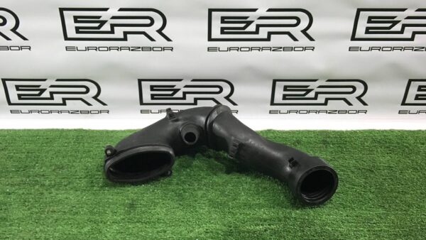 Патрубок воздушного фильтра BMW X3 E83