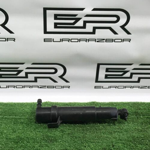 Форсунка омывателя фары правой Mercedes Benz E