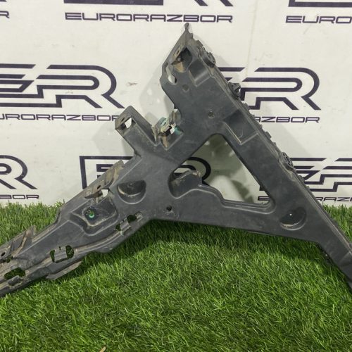 Кронштейн крепления заднего бампера левый Land Rover Range Rover Velar L560