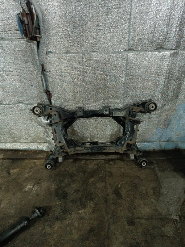 Задний подрамник jaguar f pace Range Rover Velar