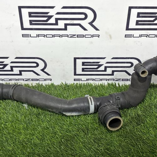 Патрубок системы охлаждения Range Rover L405 L494