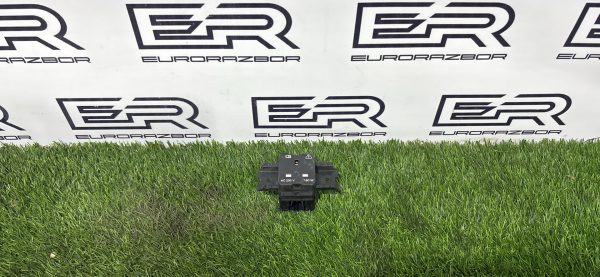 Гнездо прикуривателя Range Rover L405