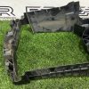Кронштейн интеркулера левый Range Rover L405 Кронштейн интеркулера левый Range Rover L405